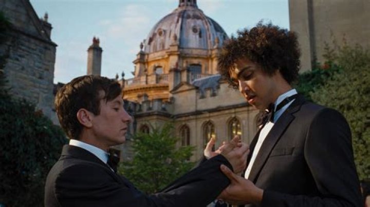 What song plays at the end of ‘Saltburn?’