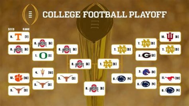 Where did DeeJay Dallas go to college? Did DeeJay Dallas play college football?