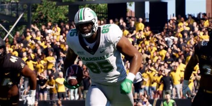 Where did Justin Simmons go to college? Did Justin Simmons play college football?