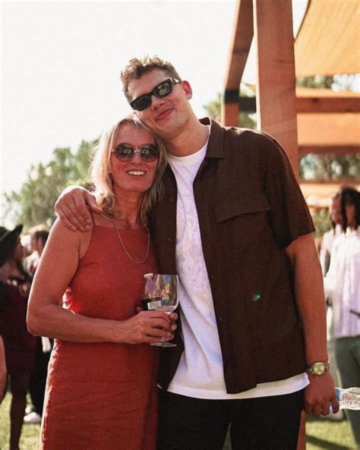 Who Are NBA Franz Wagner Parents? Meet His Girlfriend