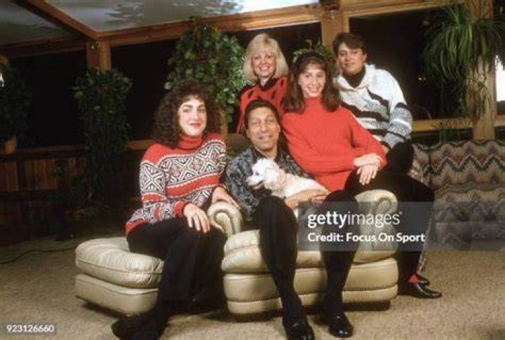 Who Are Pamela Levine And Jim Valvano Kids? Did They Remarried? Family And Net Worth