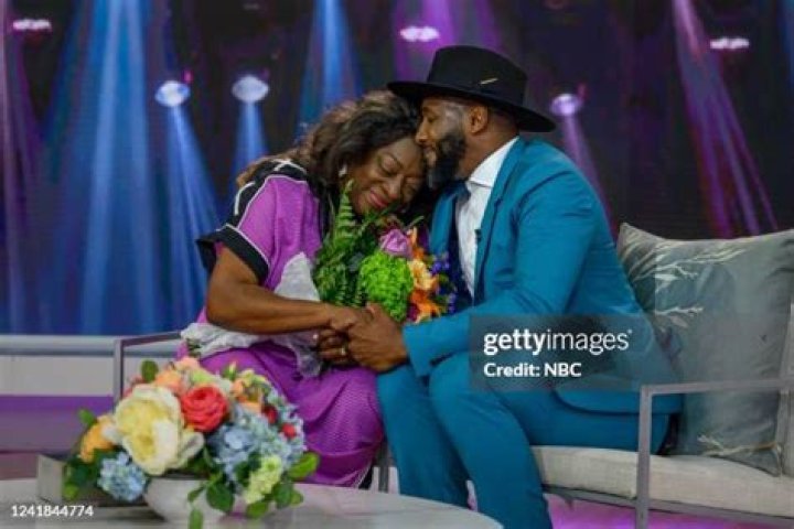 Who are Tonea Stewart siblings?