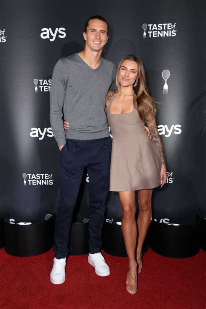 Who is Alexander Zverev girlfriend? Is Alexander Zverev in a relationship?