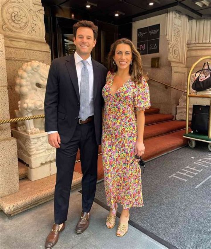 Who is Alyssa Sutherland husband Laurence Shanet?