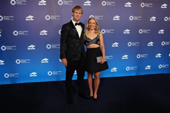 Who is Anastasia Potapova father Sergey Potapov? Wiki, age, nationality, wife, children, career