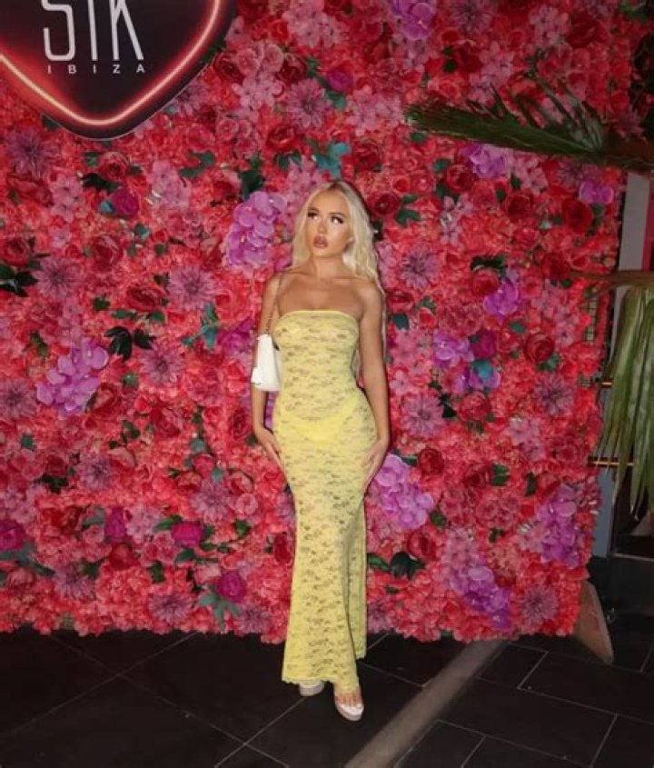 Who Is Belle Olivia 3 on Tiktok? Reddit Discussion, Age And Instagram