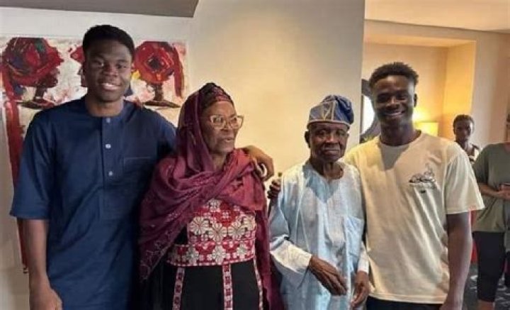Who is Bukayo Saka’s father Yomi Saka? Bio, age, nationality, ethnicity, job, net worth