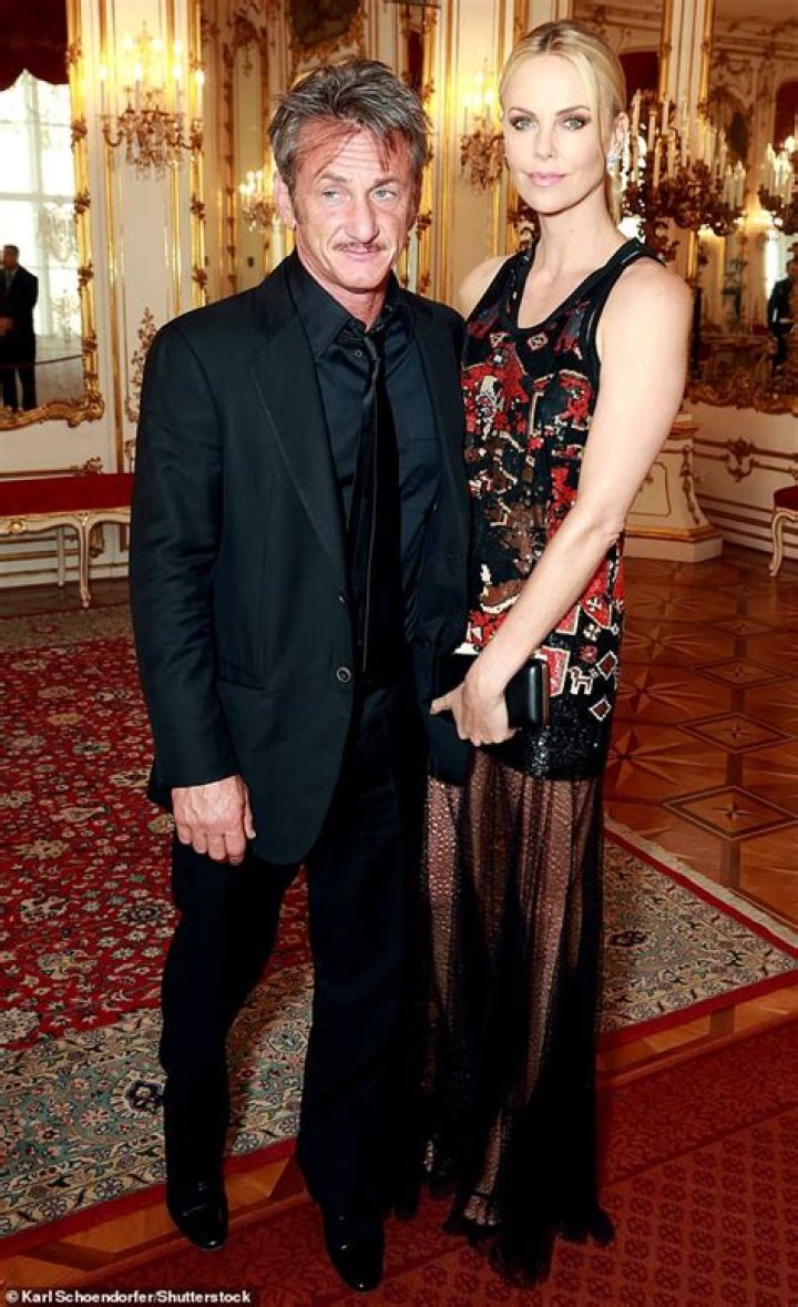 Who is Charlize Theron husband Stuart Townsend?