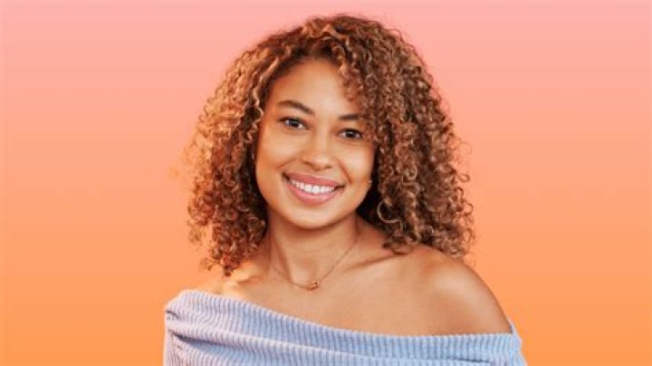 Who is Erika Cardenas from ‘The Bachelor’ season 28?