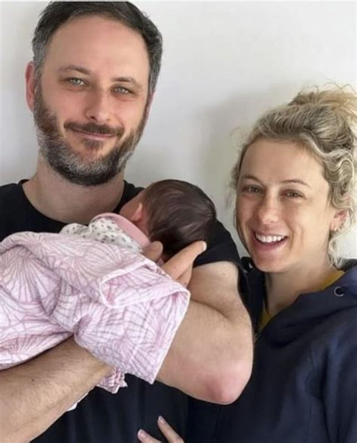 Who is Iliza Shlesinger’s Husband? Chef Noah Galuten Bio, Wiki, Age, Parents, Children, Wedding, Chopped, Height, Net Worth and Instagram