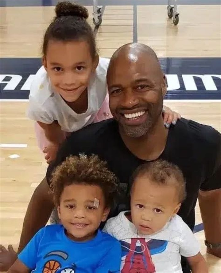 Who Is Jamahl Mosley’s Wife? Details On The Family Of The Coach