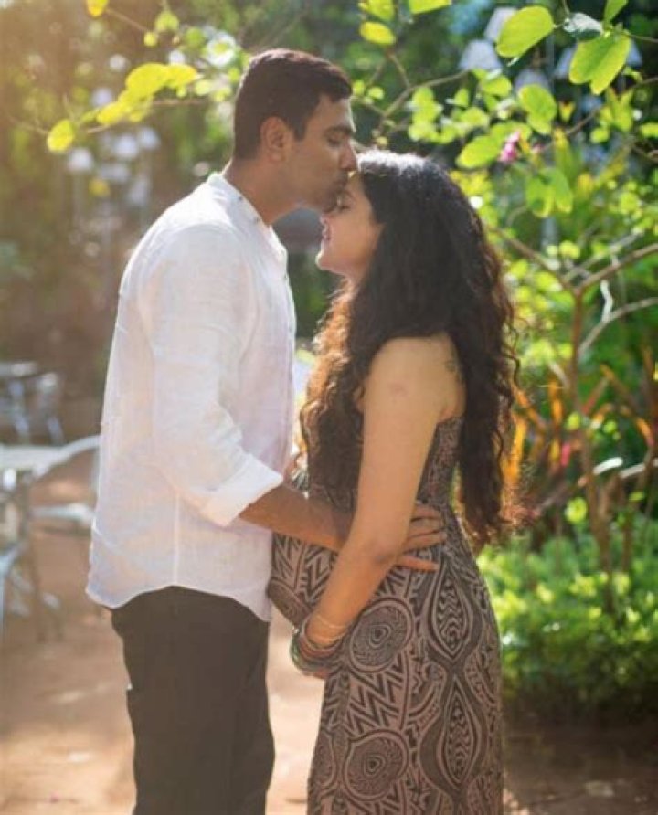 Who is Ravichandran Ashwin wife Prithi Narayanan?