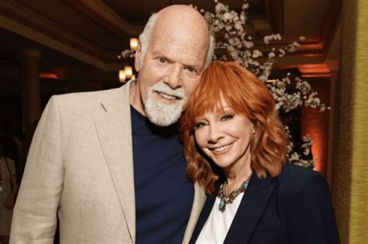 Who is Reba McEntire's second husband?