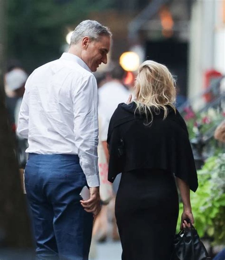 Who is Reese Witherspoon dating now?