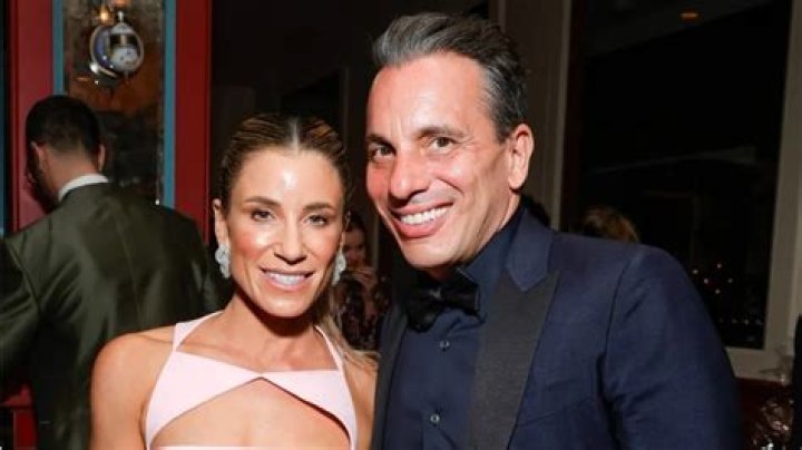Who is Sebastián Rincón wife?