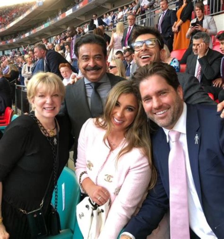 Who is Shahid Khan’s wife Ann Carlson Khan? Wikipedia, age, birthday, kids, net worth