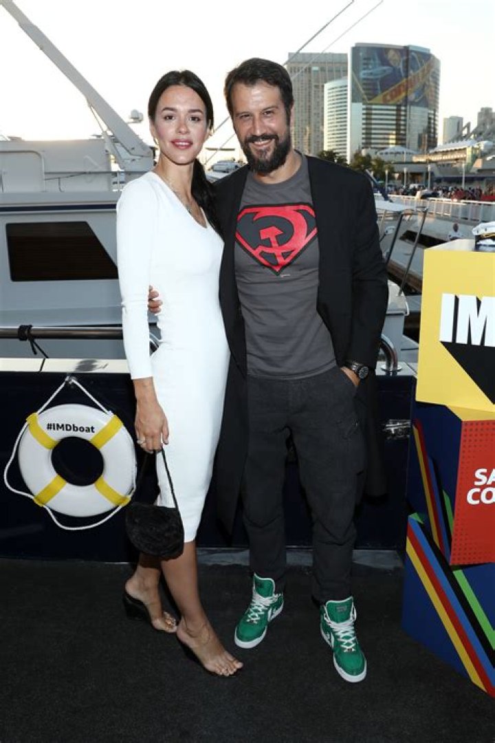 Who is Stefan Kapičić wife Ivana Horvat?