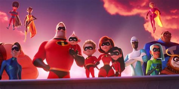 Who is the voice of Edna in Incredibles 2? – Celebrity