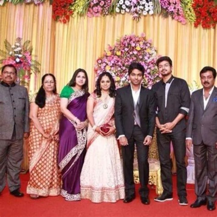 Who is Vijay Singh wife Ardena Seth?