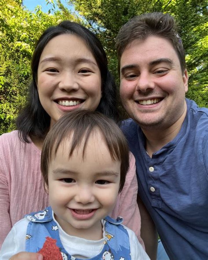 Who Is Xiaomanyc Wife? Everything To Know About The YouTuber