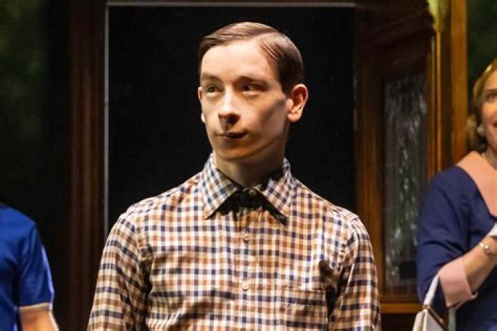 Who plays Henry in the purge TV show?
