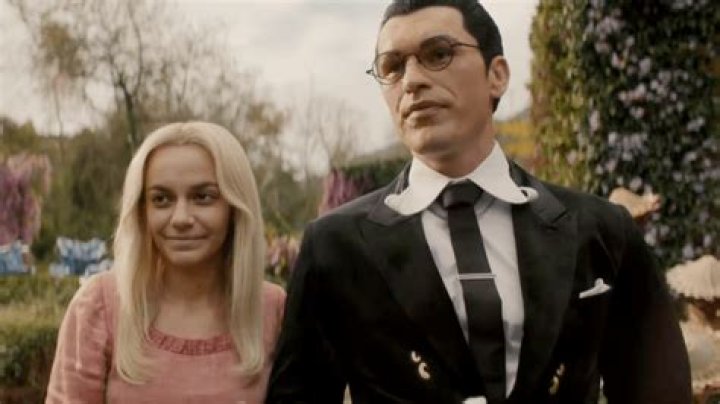 Who plays Klahadore in Netflix’s ‘One Piece?’