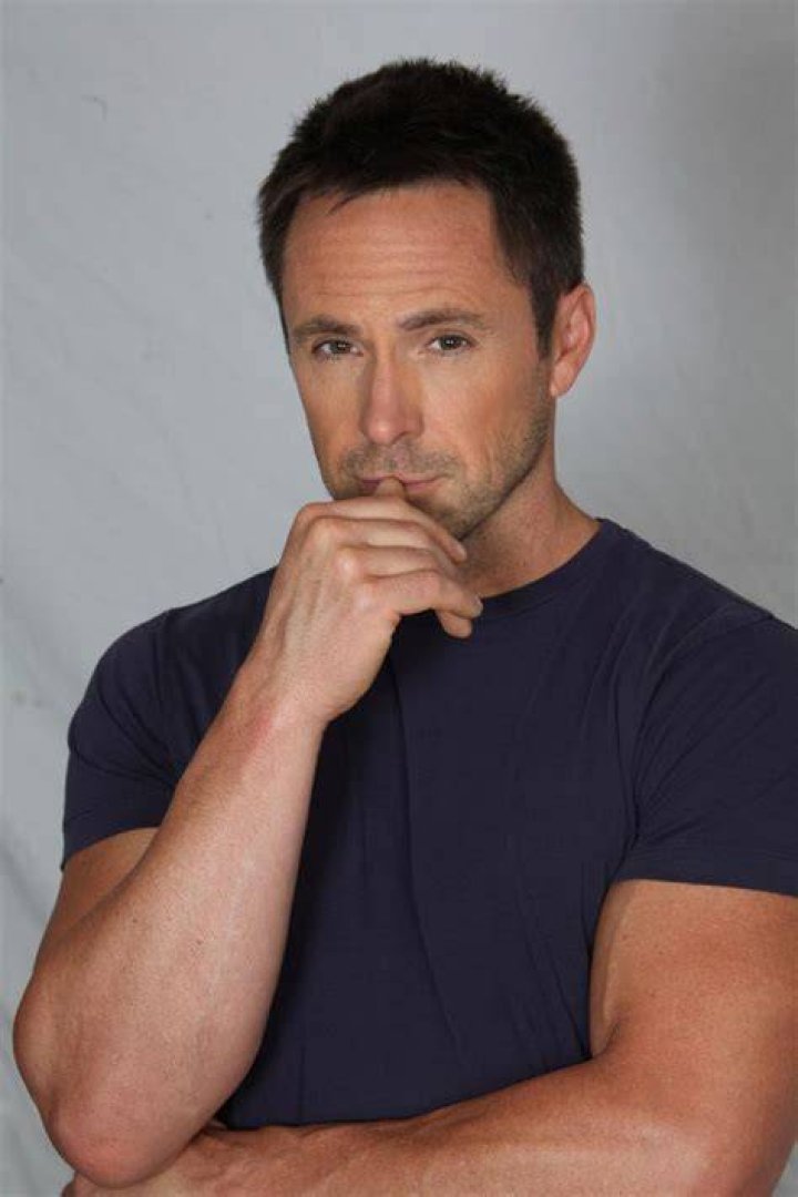 William deVry Net Worth, Income, Salary, Earnings, Biography